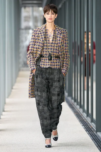 Look 22
